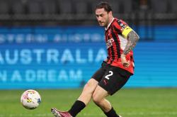 包含转会期皇家马德里单刀错失——葡超节点到来，质疑声仍在，轮换策略成焦点的词条-开云娱乐官网